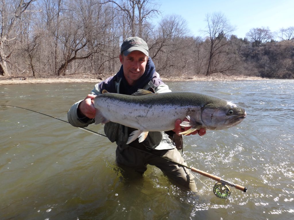 Fly fishing fall steelhead in Ontario