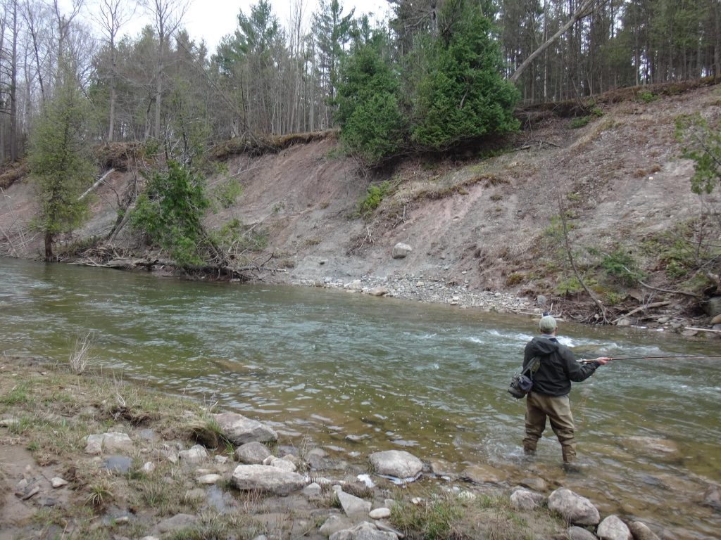 Fishing the Bighead River
